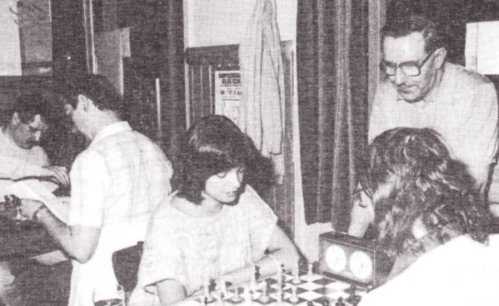 Veertig jaar geleden: “Wij hebben Jan met de pet leren&nbsp;schaken”