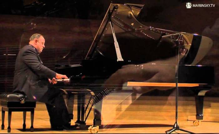 Alexander Ghindin wordt&nbsp;45…