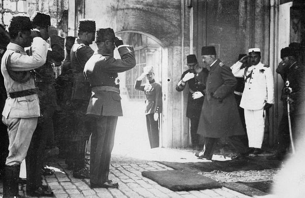 105 jaar geleden: het sultanaat afgeschaft in&nbsp;Turkije