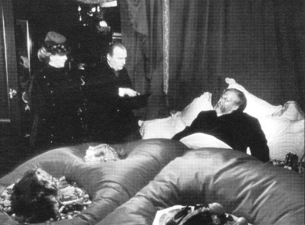 46 orson welles in malpertuis