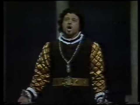 35 jaar geleden: Niall Murray in de Gentse&nbsp;opera