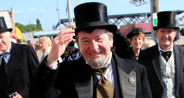 Vijf jaar geleden: Luc De Ryck verder op wandel in de schatkamer van het Temsese&nbsp;dialect