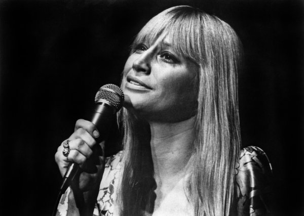 Mary Travers (1936-2009)