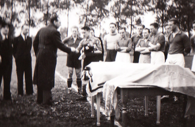 85 jaar geleden: huldiging van kapitein Emiel Weyn van&nbsp;S.K.Temse