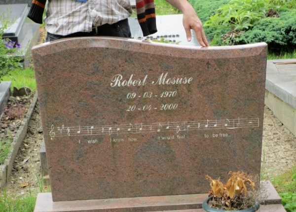 Robert Mosuse (1970-2000)