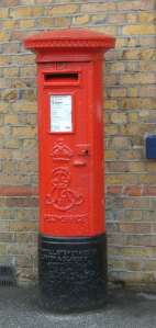 red_postbox26