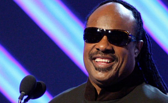 Stevie Wonder wordt&nbsp;75…