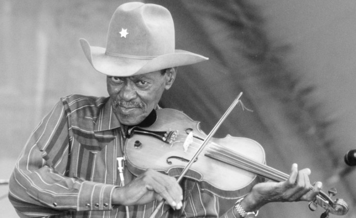 Clarence “Gatemouth” Brown&nbsp;(1924-2005)