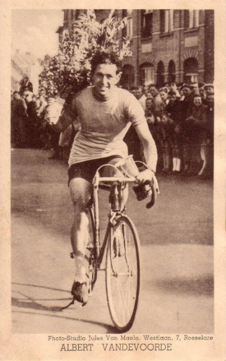 61 VANDEVOORDEAlbert