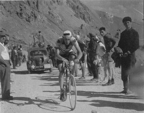 67-stan-brittain-op-de-izoard