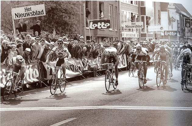 Dertig jaar geleden: Cipollini wint Gent-Wevelgem na diskwalificatie&nbsp;Abdoe