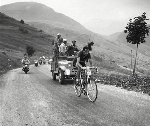 Zeventig jaar geleden: eerste aankomst op een berg