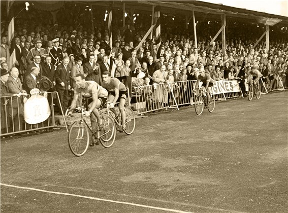 65 jaar geleden: Rik Van Steenbergen voor een derde keer&nbsp;wereldkampioen