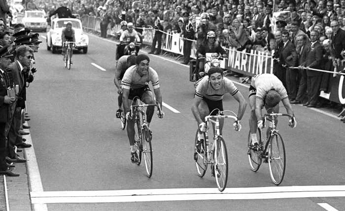 55 jaar geleden: Eddy Merckx klopt Jan Janssen in&nbsp;Heerlen