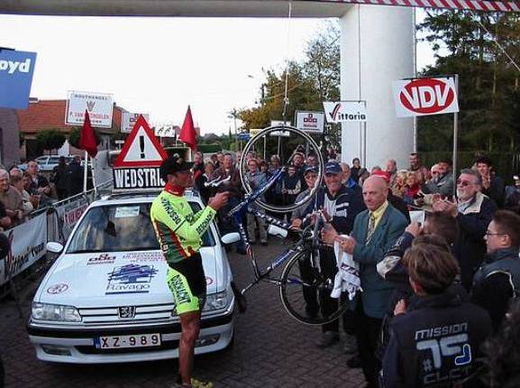 Twintig jaar geleden: Ludo Giesberts doet beter dan Eddy&nbsp;Merckx