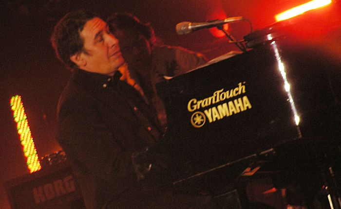 Jools Holland wordt&nbsp;65…