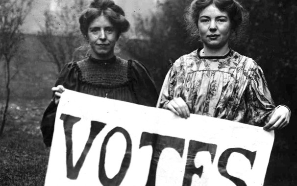 105 jaar geleden: Engelse vrouwen van boven de dertig krijgen&nbsp;stemrecht