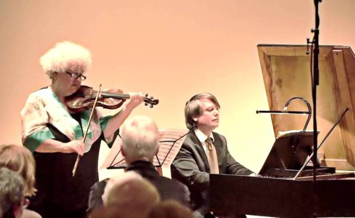 Monica Huggett wordt&nbsp;zeventig…