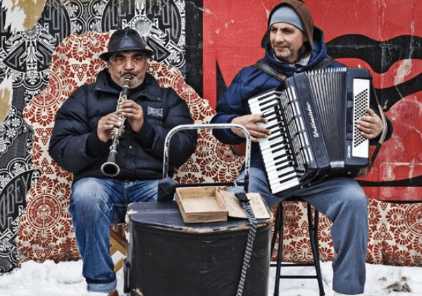 Vijftien jaar geleden: een examen voor&nbsp;streetbuskers!