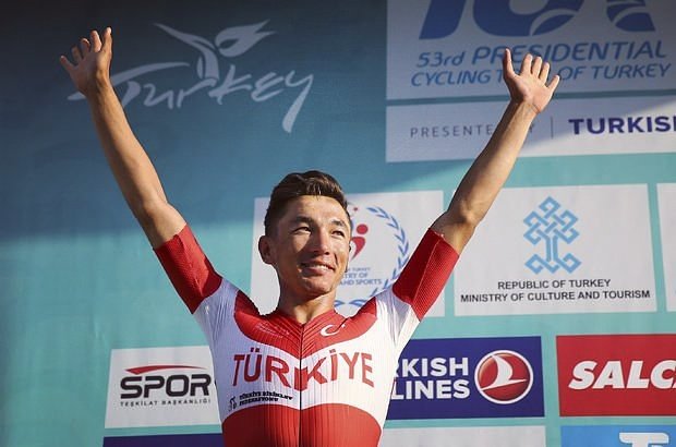Vijf jaar geleden: Turkse wielrenner krijgt doodsbedreigingen