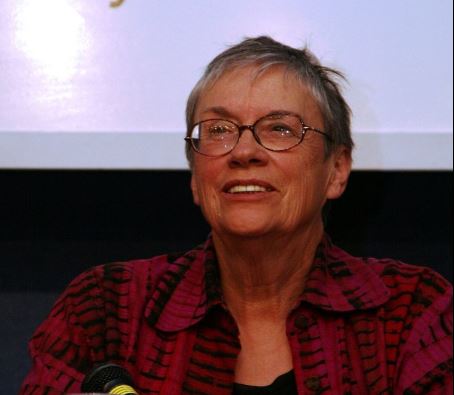 Edna Annie Proulx wordt&nbsp;negentig…