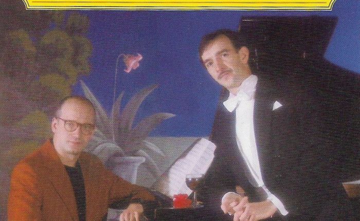 Dertig jaar geleden: Guido Naessens zingt&nbsp;Kamagurka