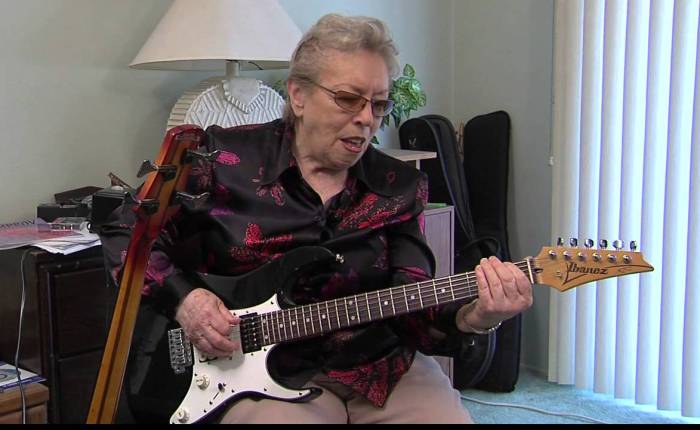 Carol Kaye wordt&nbsp;negentig…