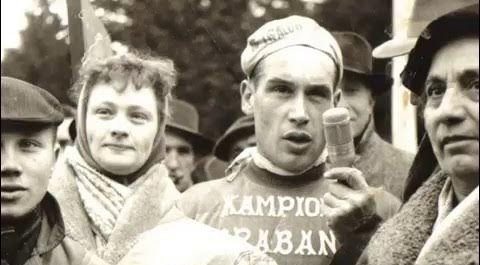 65 jaar geleden: Pierre Kumps wint de eerste&nbsp;Druivencross
