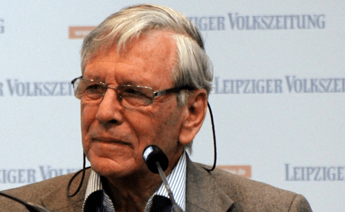 Amos Oz (1939-2018)