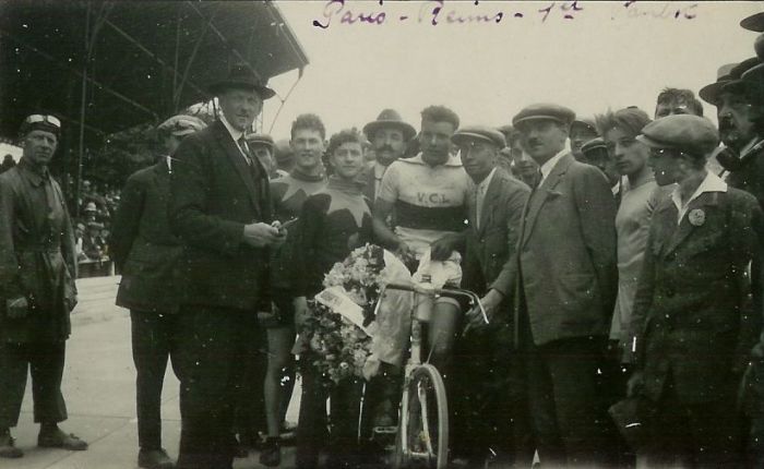 Honderd jaar geleden: Georges Wambst wint de eerste triatlon (?)