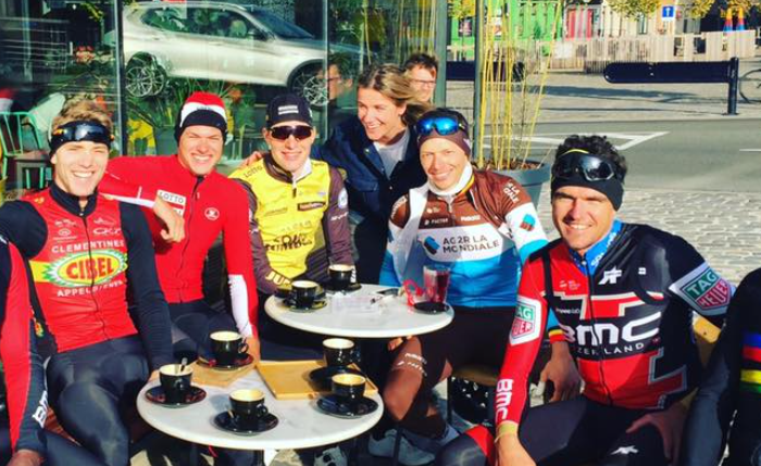 Vijf jaar geleden: Johan Museeuw bij Bar Bidon