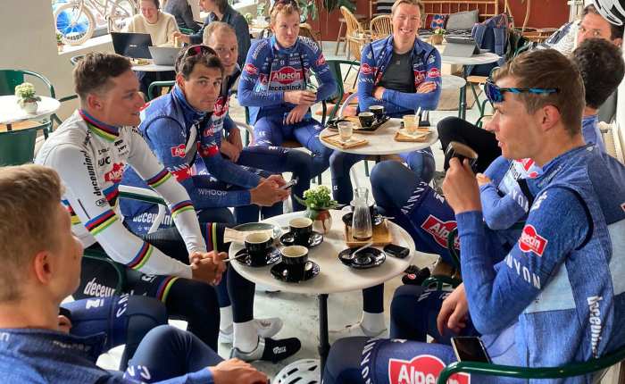 Ploeg Alpecin in Bar Bidon