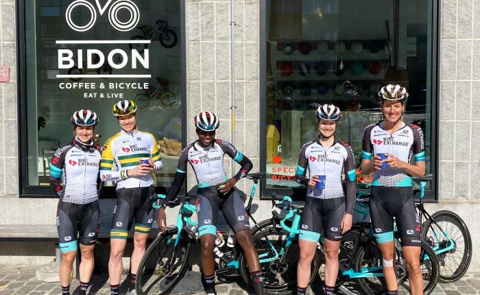 Vijf jaar geleden: Bike-Exchange bij Bar&nbsp;Bidon