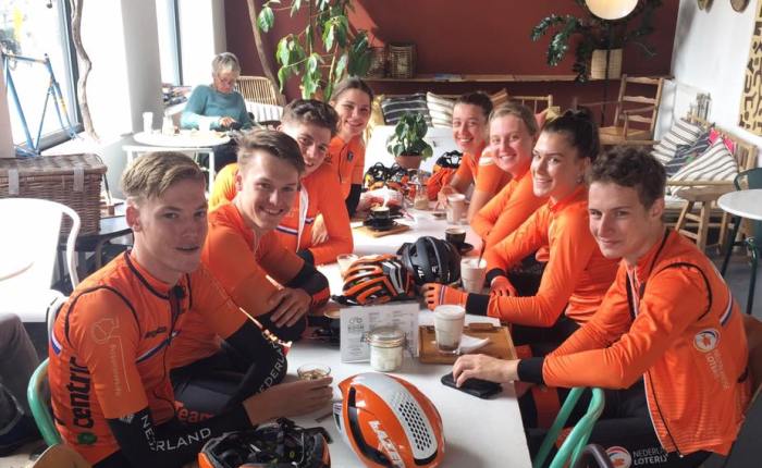 Vijf jaar geleden: de Nederlandse ploeg in Bar&nbsp;Bidon