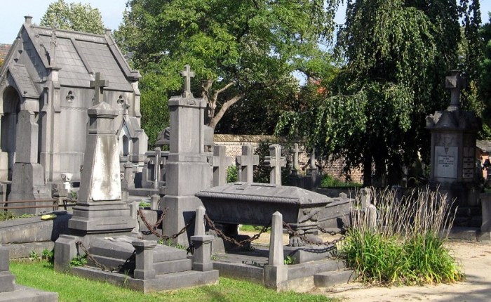 45 jaar geleden: “Van de doden niets dan… televisieprogramma’s”